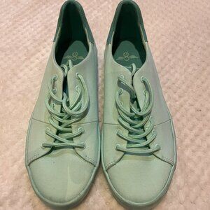 Like New Creative Recreation Women's Tiffany Cascade Sneaker Size 7.5